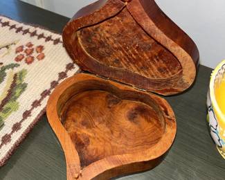 vintage heart shaped burl wood hinged trinket box 