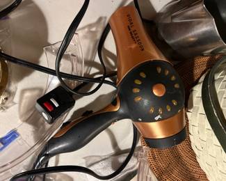 Vidal Sassoon Hair Dryer 