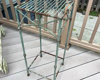aluminum indoor/outdoor plant stand 