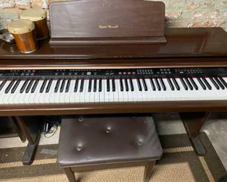 Digital Ensemble Piano/Bench