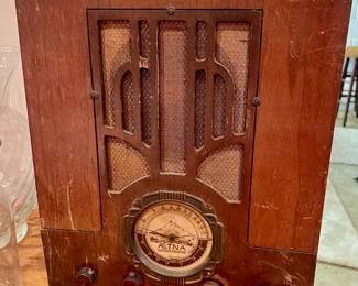 Vintage radio