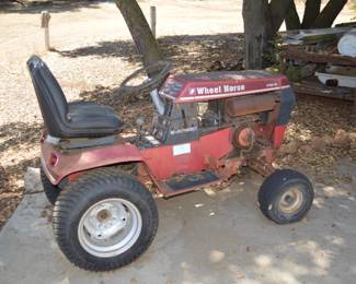 Cheap tractor, Wheel Horse