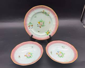 (3) Adams Calyxware Pieces

