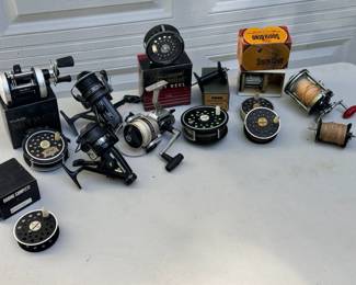 Fishing Reel Lot
