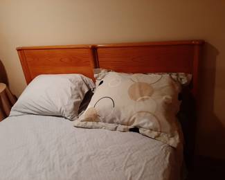 Double Bed (Guest Bedroom)