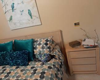 King Size Bed & Nightstand
(Master Bedroom Set)