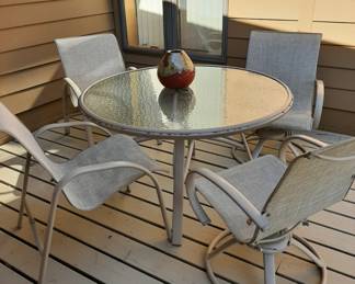 Homecrest Patio Set - Table, Two Swivel Rocker Chairs, & Two Stationary Chairs