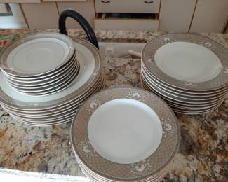 Mikasa Isle Taupe Pattern