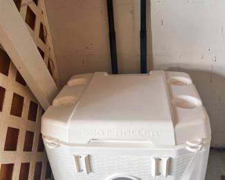 outdoor cooler beach pool tools 