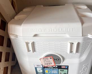 cooler on wheels great condition