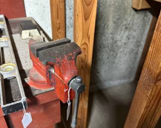 One of several smaller vises