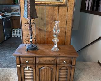 This stereo does work but will need some tlc