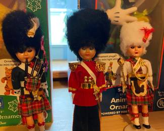 Vintage Royal Palace Guard Plastic dolls