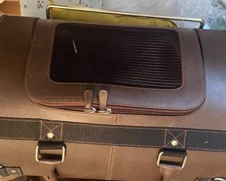 Cat carrier