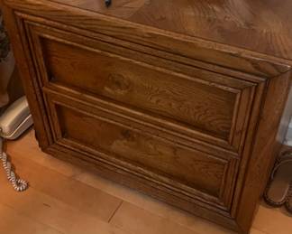 Pair of Huntley by Thomasville Nightstands