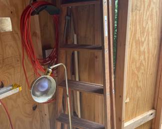 Ladders - Wooden and large Extension Ladder that is Self Leveling