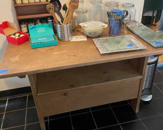 Farmhouse Kitchen Island Table