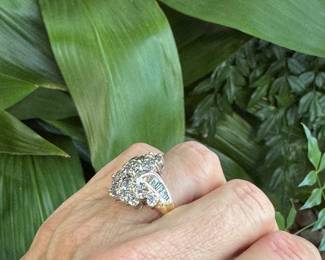 #61J - $1400, 3 ctw diamonds ring on 14kt gold. 6.1 gr. size 8 