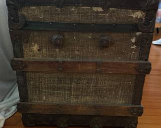#125 -	$140 Trunk no handles 36wx21dx25h