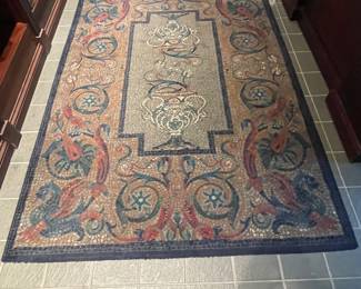 #81 -$150 The Tut collection rug 5'3x7'8