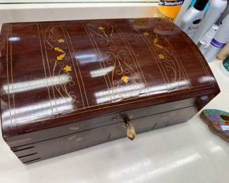#186 - $48 - Wood chest - jewelry box with brass inlaid and handles
