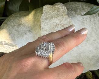 #50J - $875 - 14kt gold - 2 ctw cluster ring. c9.1gr. Size 7