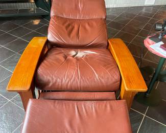 #50 -$150 Mission recliner 34 1/2Wx 36 x 42H