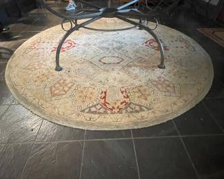#56 -$120 Rug round 8x8 Savahieh 