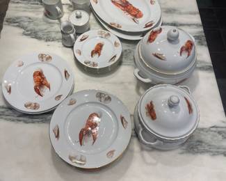 #58 -$250 German lobster china set 
		10 gold rimmed dinner + 2 not gold rimmed
		4 soup bowls/ 5 appetizer/ 5 cups / C&S 
		1 round plater/2 ovals/ 2 tureens 
