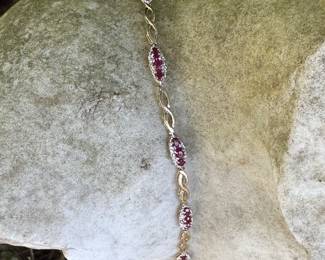 #44J - Vintage ruby & diam bracelet 10kt gold. 5.5 grams 7.5" long - $400