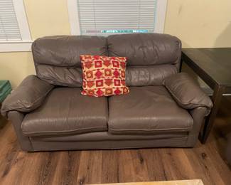 #17 - $250/$350 Loveseat leather 62x36x32 & sofa 76x36x32