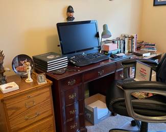 Mahogany serpentine front desk