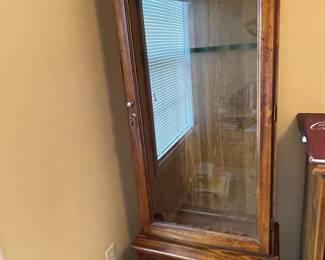 Gun cabinet