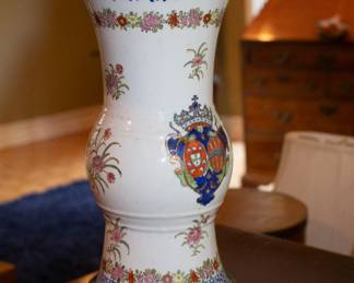 Another view of antique Chinese porcelain blue and white gu form vase with overglaze floral and armorial enamels, converted to vase with shade and carved wooden base