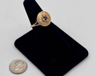 Another view of 14k gold and sapphire ring
