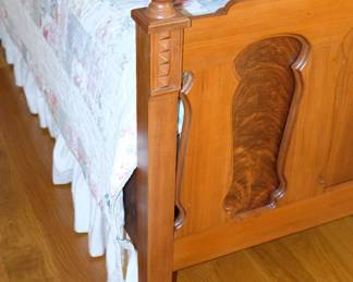 Closeup of the footboard and corner post