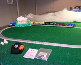 Lionel Conrail LionMaster Diesel Freight Set