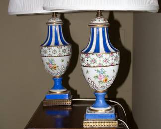 Beautiful pair of urn shape porcelain enameled lamps, made in France