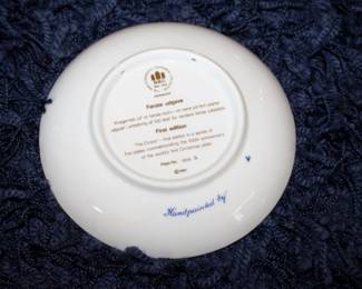 Reverse of B&G Bing & Grondahl Centennial Collection hand-painted "The Crows" plate 
