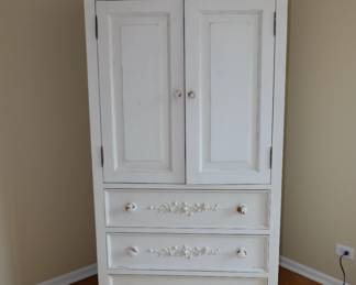 Vintage painted wardrobe/cupboard