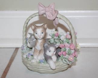 Lladró  #1444 PURR-FECT Kittens in Basket figurine