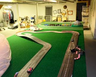 Carrera 132 Formula Champions race track set with two cars and controller