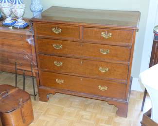 Another view of 5-drawer wooden bedroom dresser