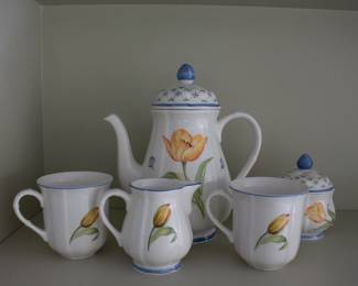 Villeroy & Boch Flower Dream pattern coffee pot, pair of coffee cups, creamer, and sugar