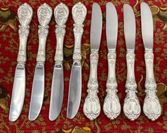 Another view of knives from the set of Reed & Barton Mirrorstele Francis I pattern sterling silver handle flatware