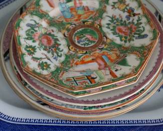 Closeup of Chinese export porcelain, Rose Mandarin pattern