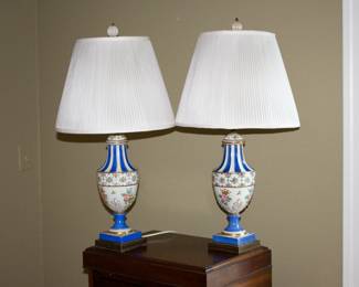 Beautiful pair of urn shape porcelain enameled lamps, made in France