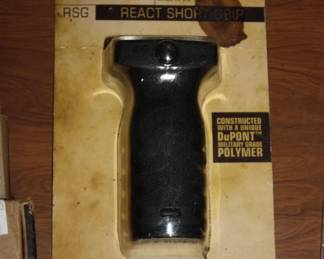 NEW MFT React series short grip