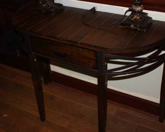 Half round table w/drawer