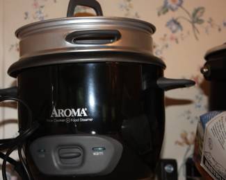 Aroma rice cooker / food steamer